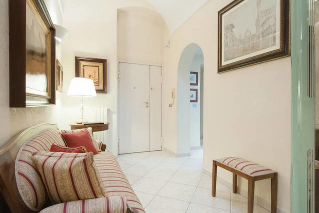 Turenum Apartment Trani Exteriör bild