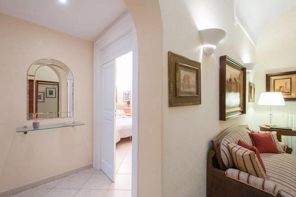 Turenum Apartment Trani Exteriör bild