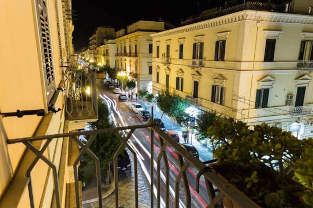 Turenum Apartment Trani Exteriör bild